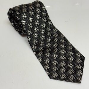 Sophisticated Black and Silver Patterned Men's Tie
